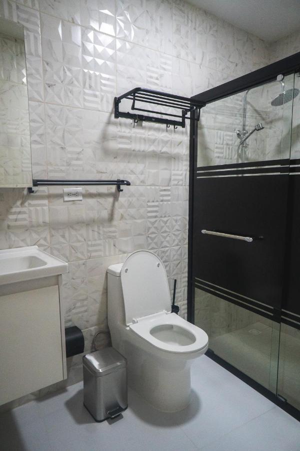 오란제스타트 Pavia'S Centerpoint Oasis 아파트 외부 사진